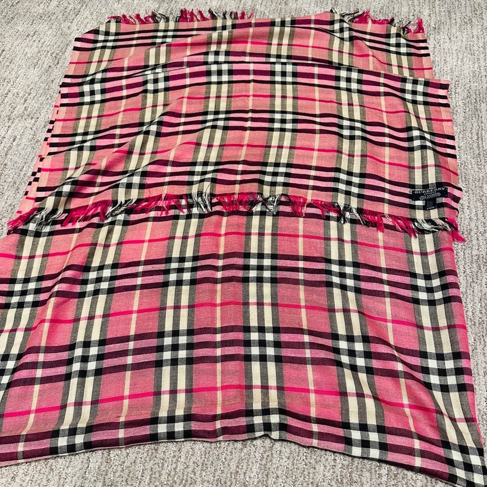 Burberry scarf